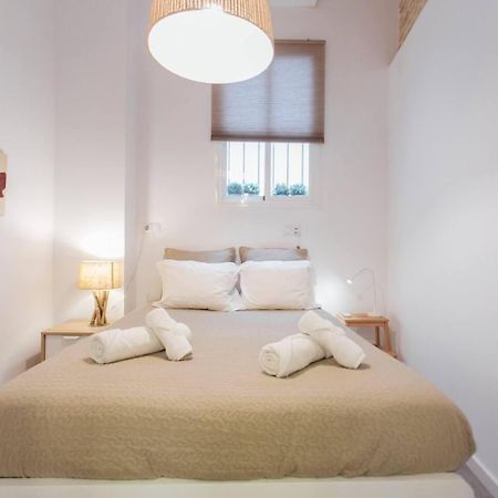 Amplio Apartamento De Diseno Precioso De Estilo Sevillano En Pleno Centro Bagian luar foto