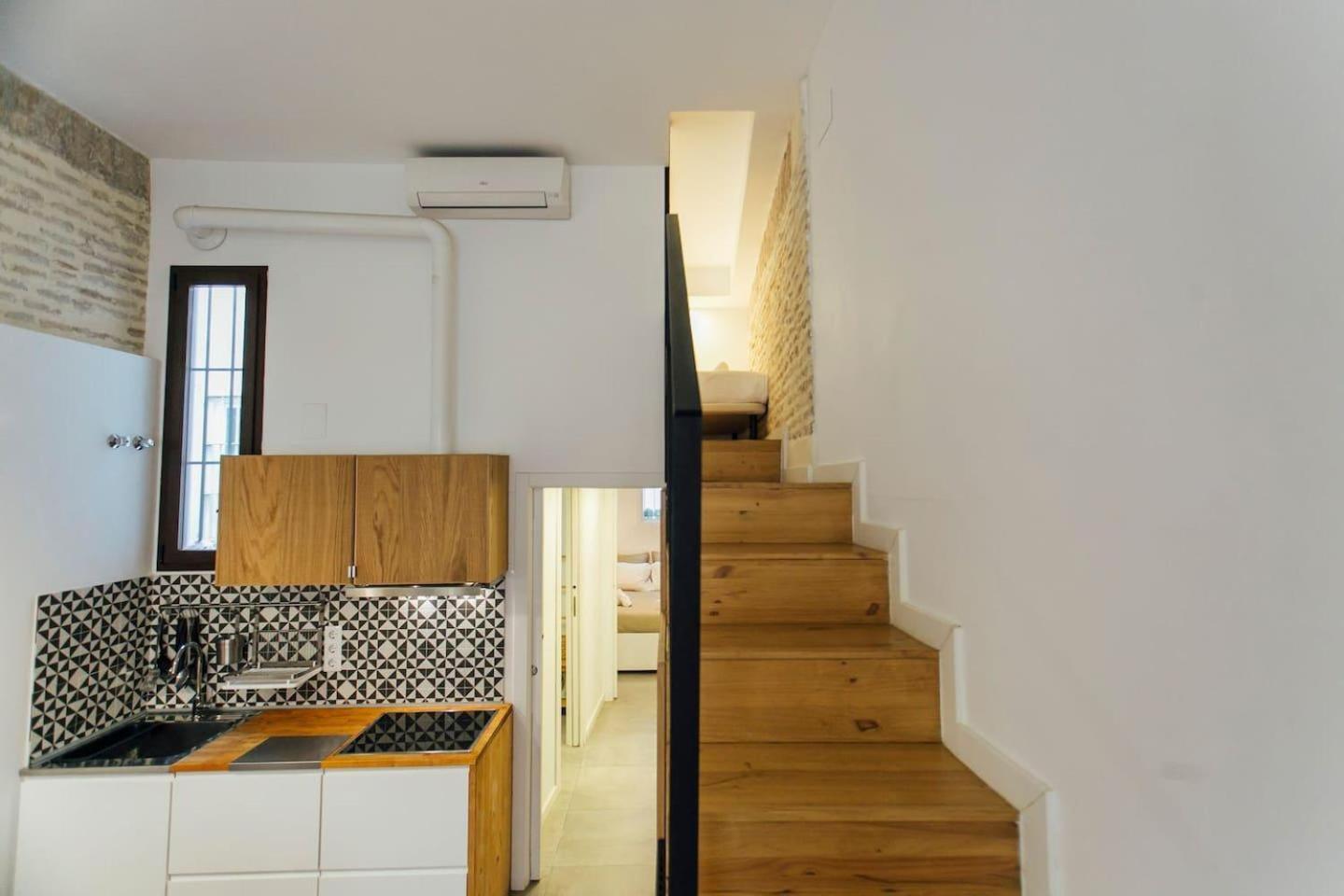 Amplio Apartamento De Diseno Precioso De Estilo Sevillano En Pleno Centro Bagian luar foto